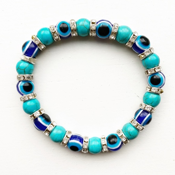 Vintage Jewelry - 🧿Vintage turquoise & blue Evil Eye bead bracelet